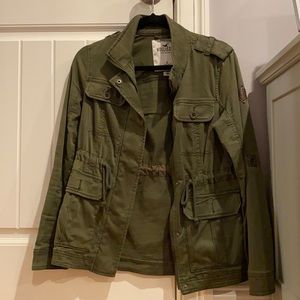 Hollister Army green jacket perfect for spring